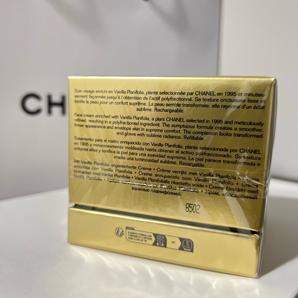 Chanel Sublimage La Creme - Texture Supreme Moisturizer (includes Chanel pouch) - Picture 7 of 8